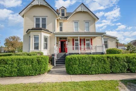 Spacious Upstairs 1Bed- Walking Distance To Beach Outlet Mall Michigan City Εξωτερικό φωτογραφία