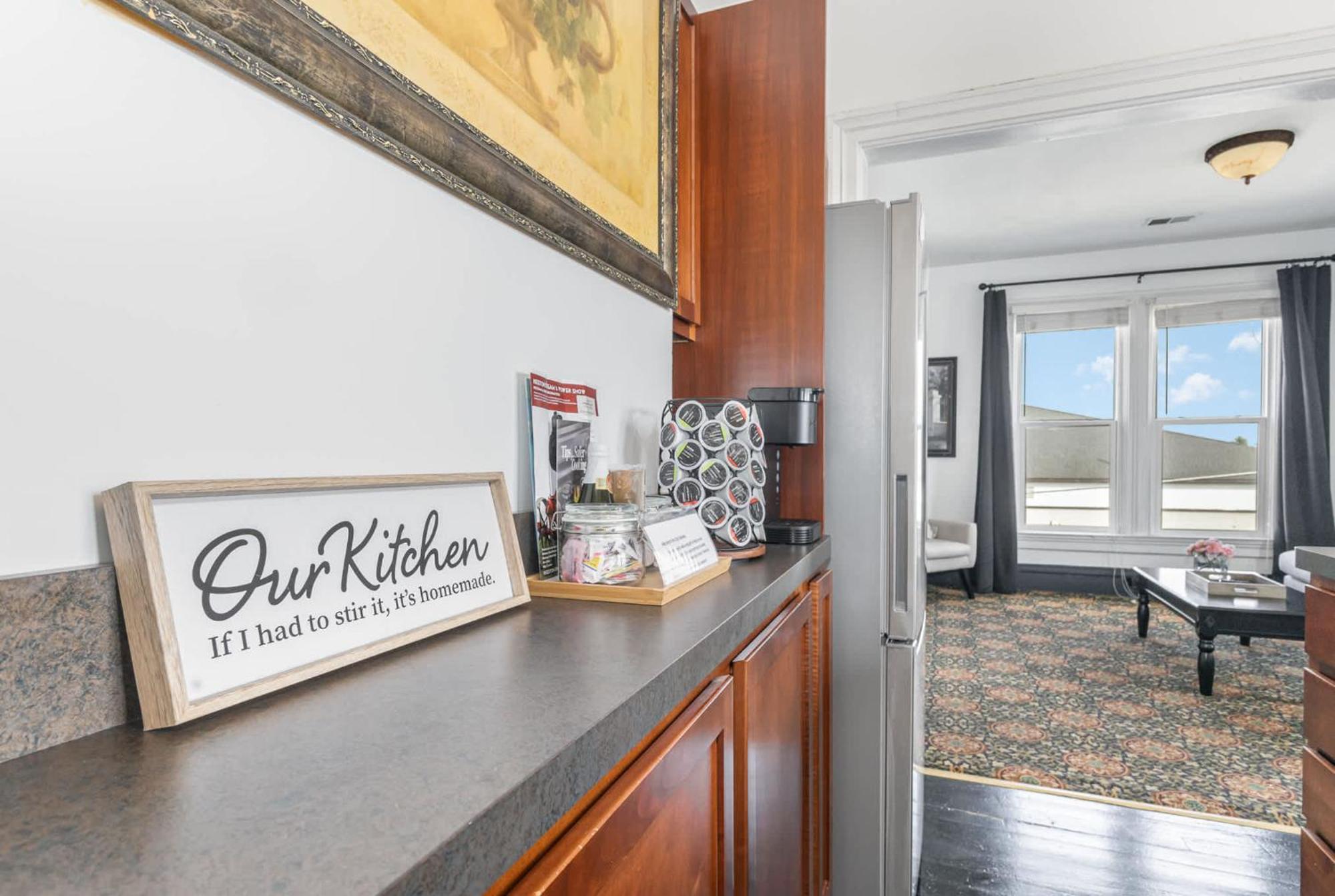 Spacious Upstairs 1Bed- Walking Distance To Beach Outlet Mall Michigan City Εξωτερικό φωτογραφία