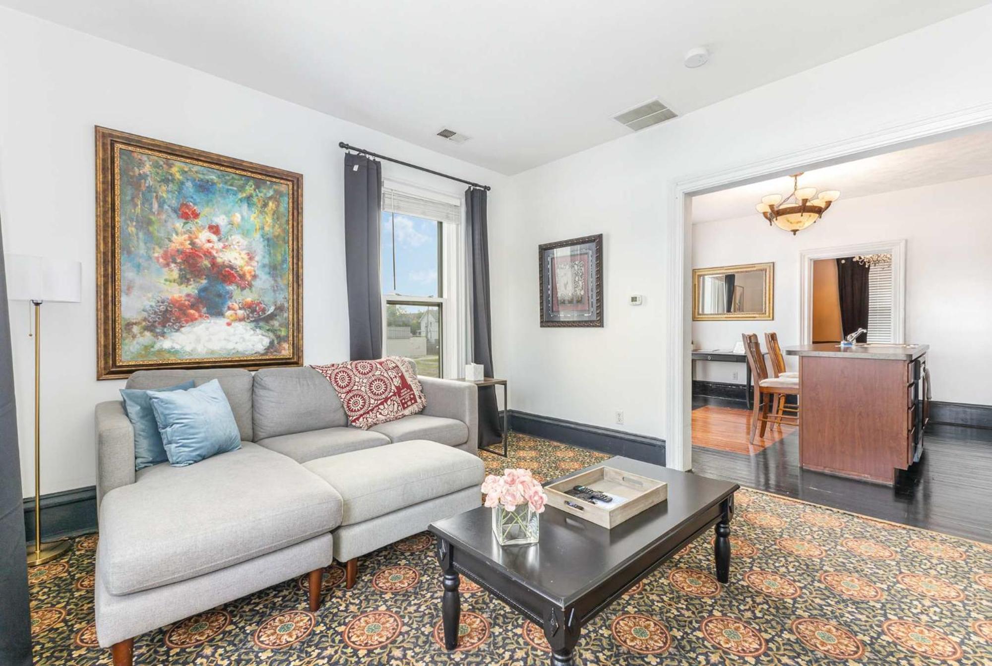 Spacious Upstairs 1Bed- Walking Distance To Beach Outlet Mall Michigan City Εξωτερικό φωτογραφία